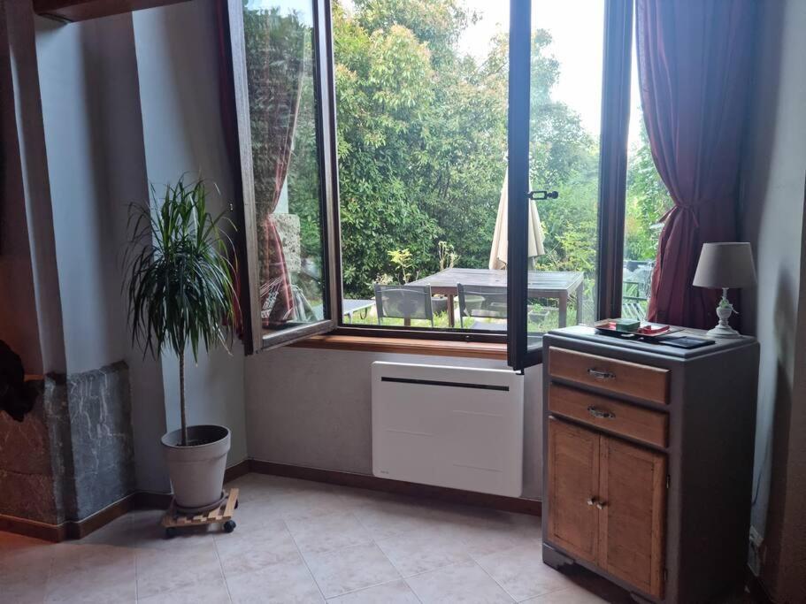 Chateau D'Uriage - Duplex Avec Terrasse Privative Saint-Martin-dʼUriage Esterno foto